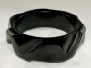 BB273 black zigzag carved bakelite bangle